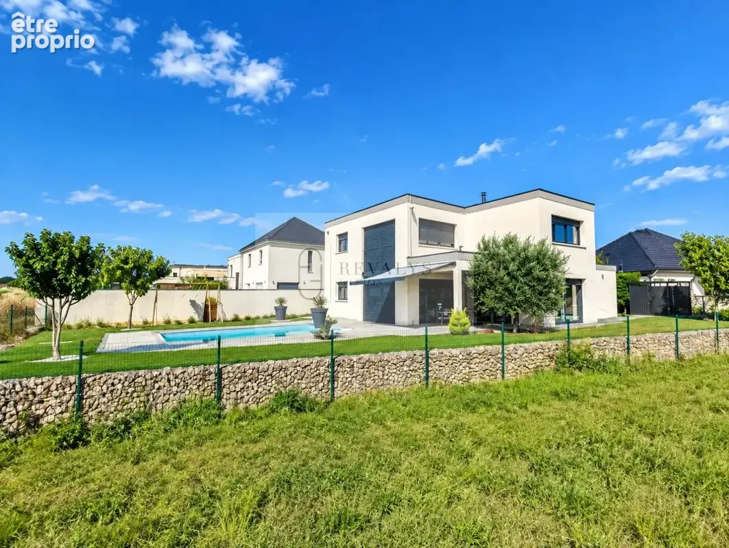 COTE D'OR (21) - CHEVIGNY-SAINT-SAUVEUR  Belle maison familiale de 179 m² avec piscine - photo 9