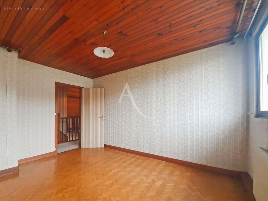 Maison à MEULAN