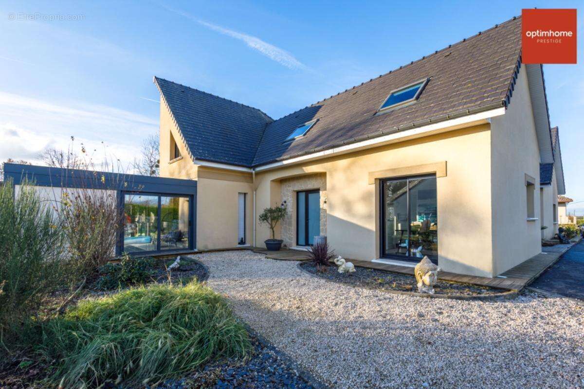 Magnifique maison contemporaine de 300 m² avec piscine intérieure et 5 chambres - photo 49