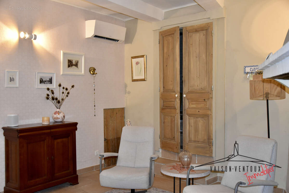 Maison à CRESTET