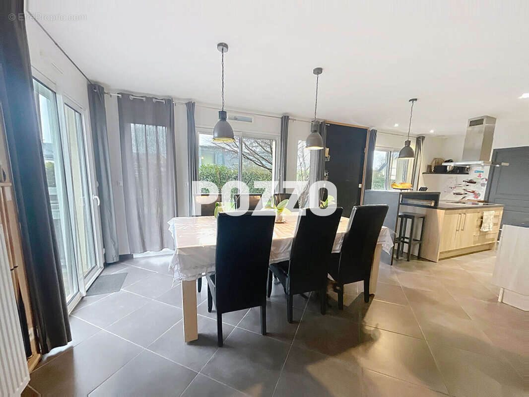 Maison - 5 pièces - 4 chambres - 148 m² - jardin - garage - Saint-Lô ouest - photo 5