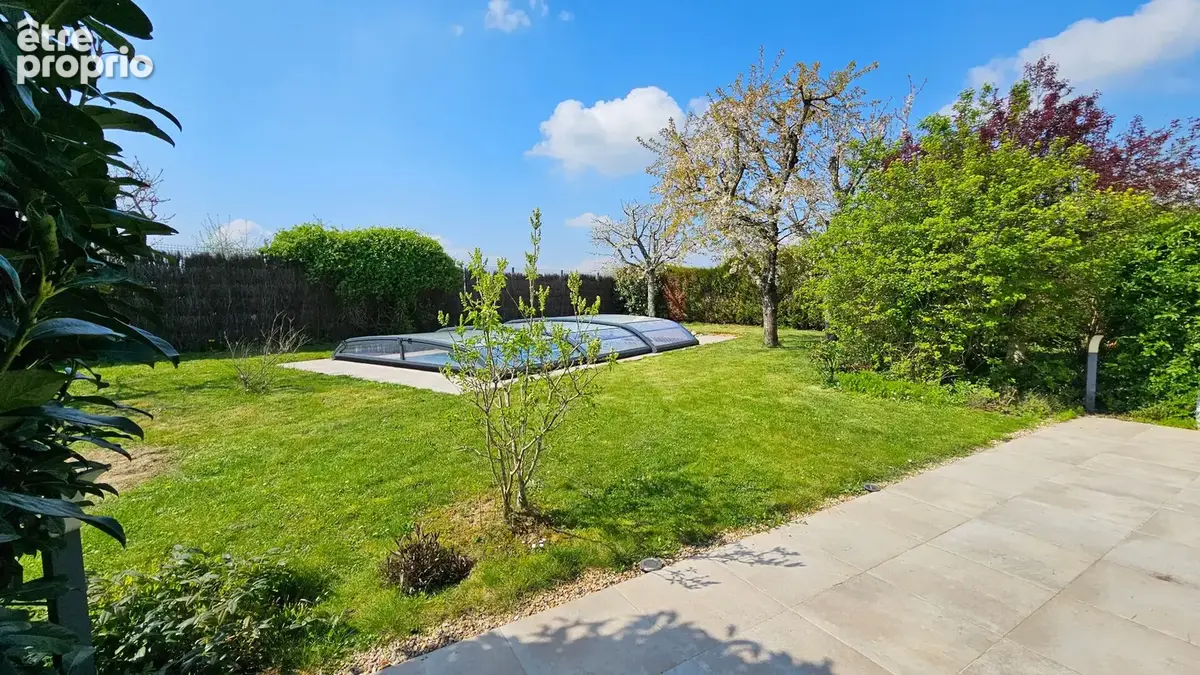 Maison  - 162 m² - NOTRE DAME D'OE - photo 10