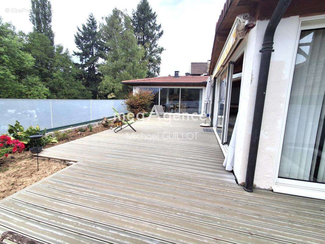Charmante maison de 155 m² avec panorama exceptionnel - photo 10