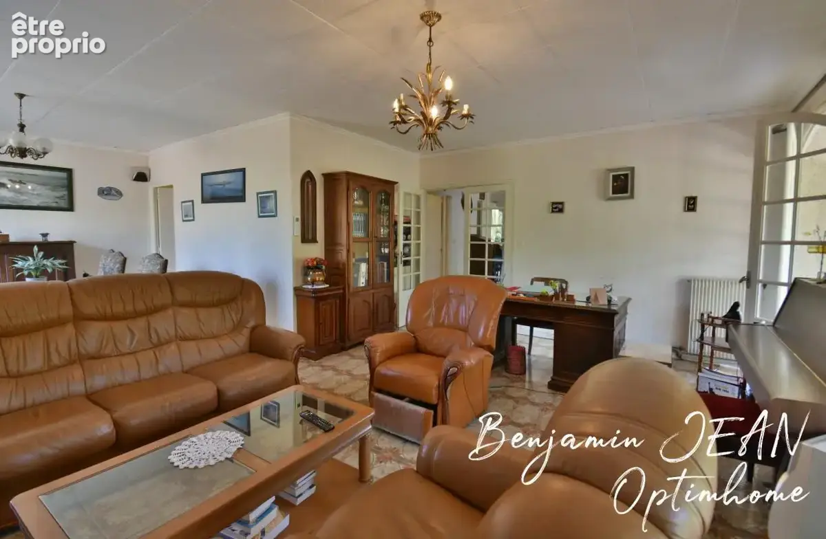 Sauvian – Maison de plain-pied 4 faces sur 715 m² avec garage et beau potentiel - photo 8