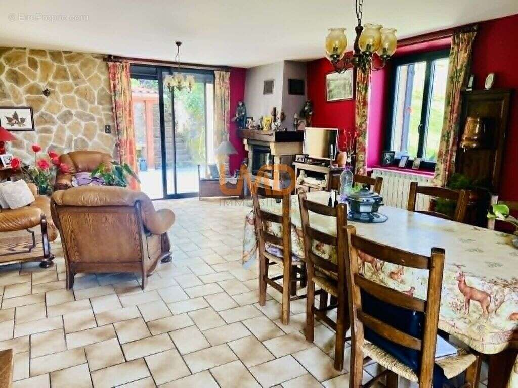 maison au calme avec terrain - photo 2