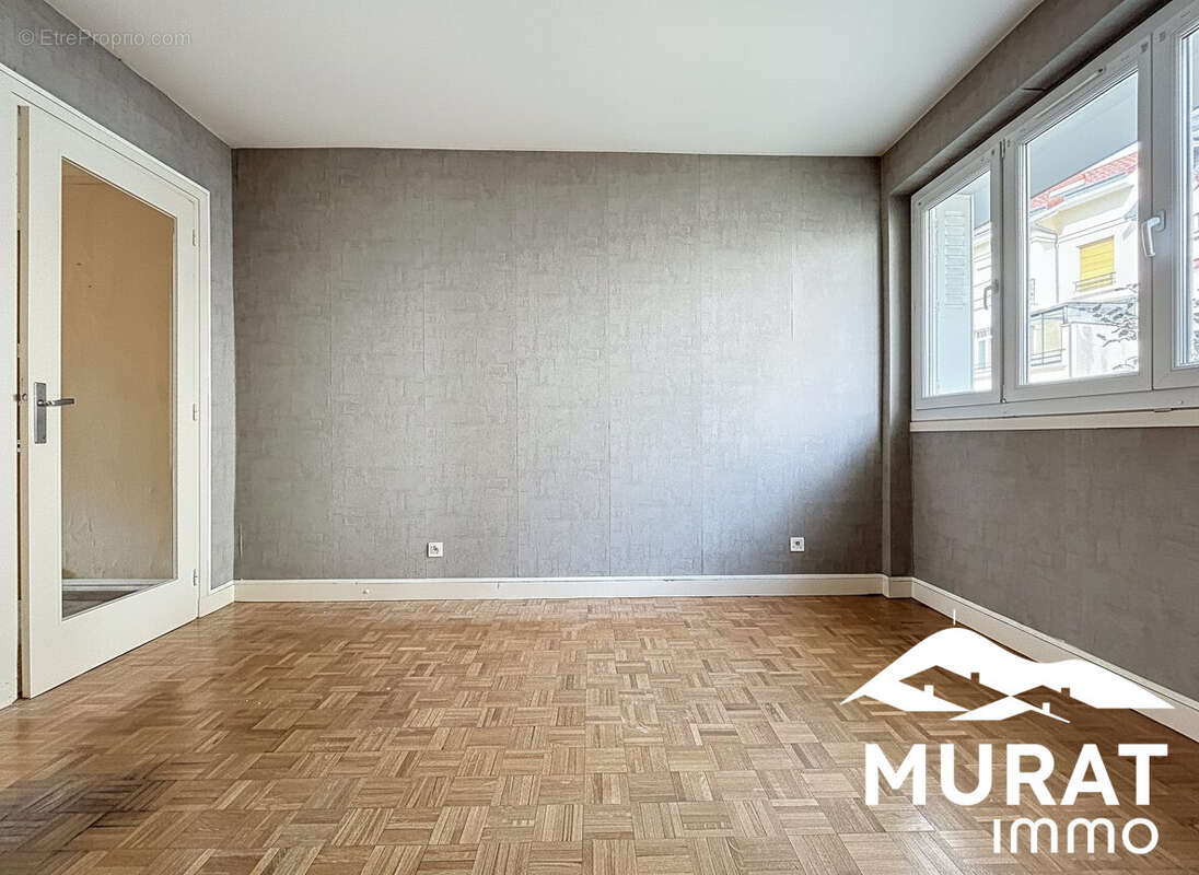 Appartement à CHAMALIERES