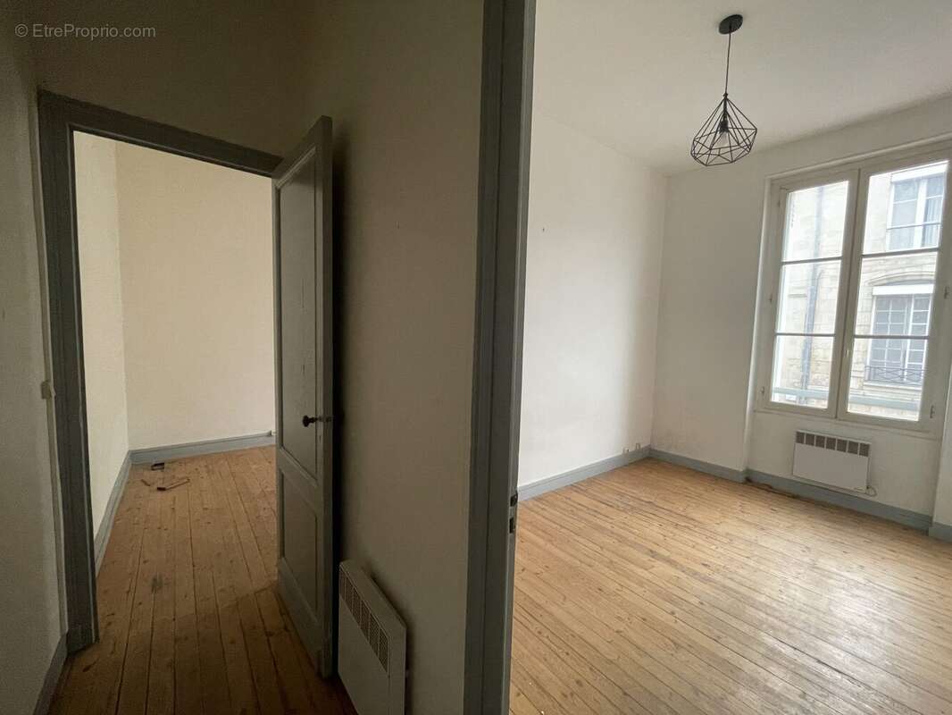 Appartement à BORDEAUX