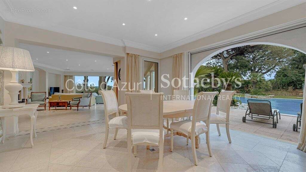 Maison à RAMATUELLE