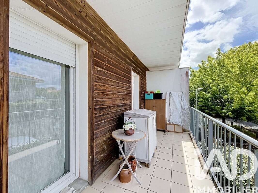Appartement 61 m² à Artigues-Pres-Bordeaux  - photo 9