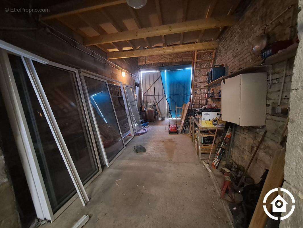 Maison en pierre - 3 chambres + appartement indépendant - 2 cha - photo 22
