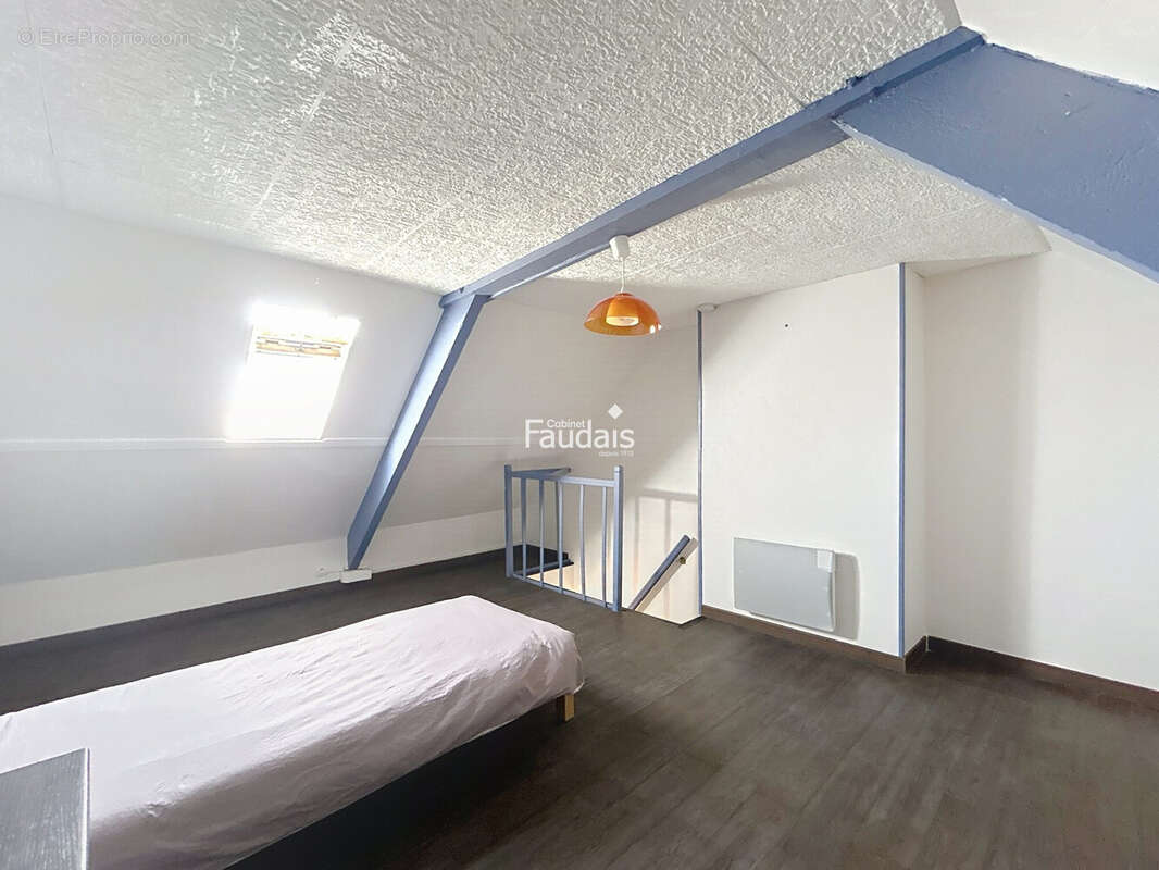 Maison 70 m² à Creances  - photo 6