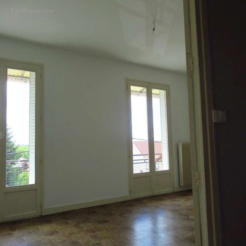 Maison à PARAY-LE-MONIAL