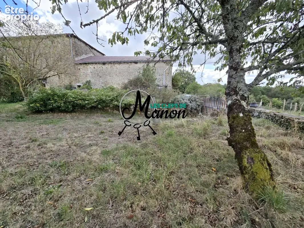 Propriété pierres 4 chambres 203m2 sur 3325m2 de terrain avec dépendances - photo 37