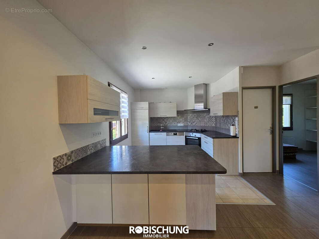 RETZWILLER : Jolie maison avec véranda, secteur Dannemarie - photo 4