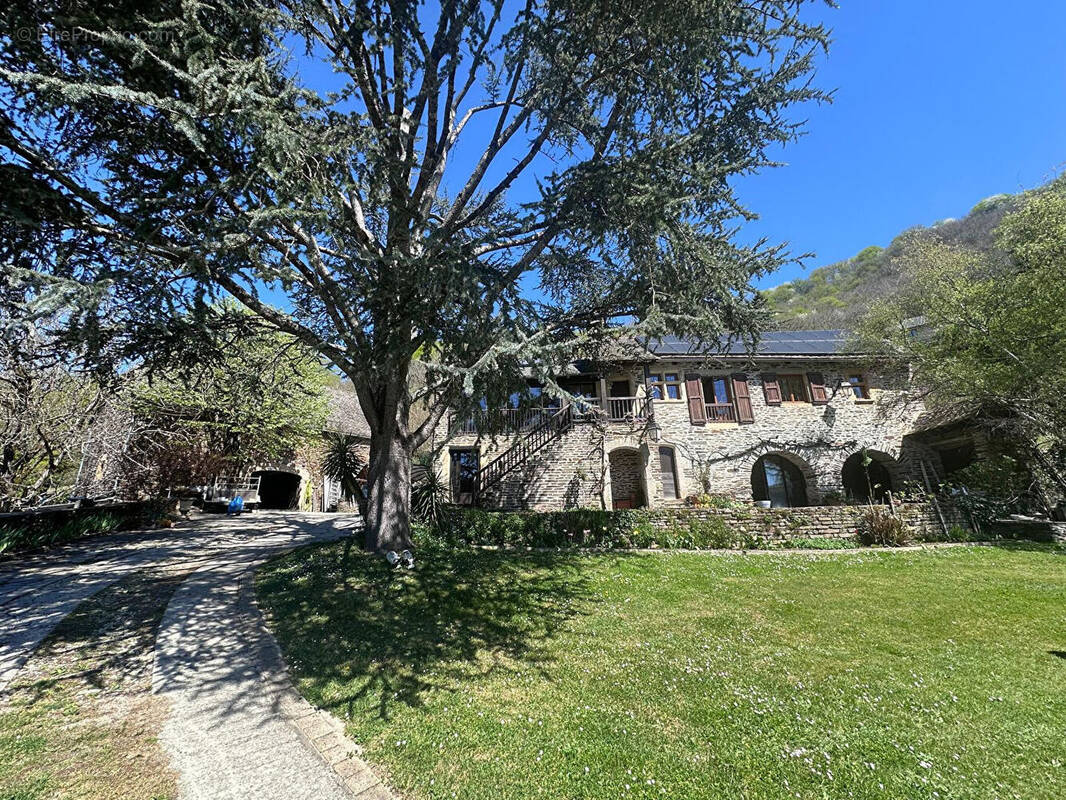 Maison à ESTAING