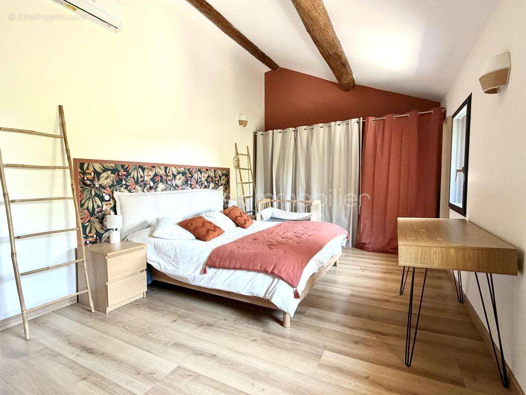 Maison à SARRIANS