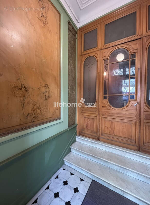 Appartement 174 m² à Marseille-4e  - photo 3