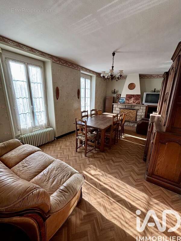 Photo 3 - Maison à JOIGNY