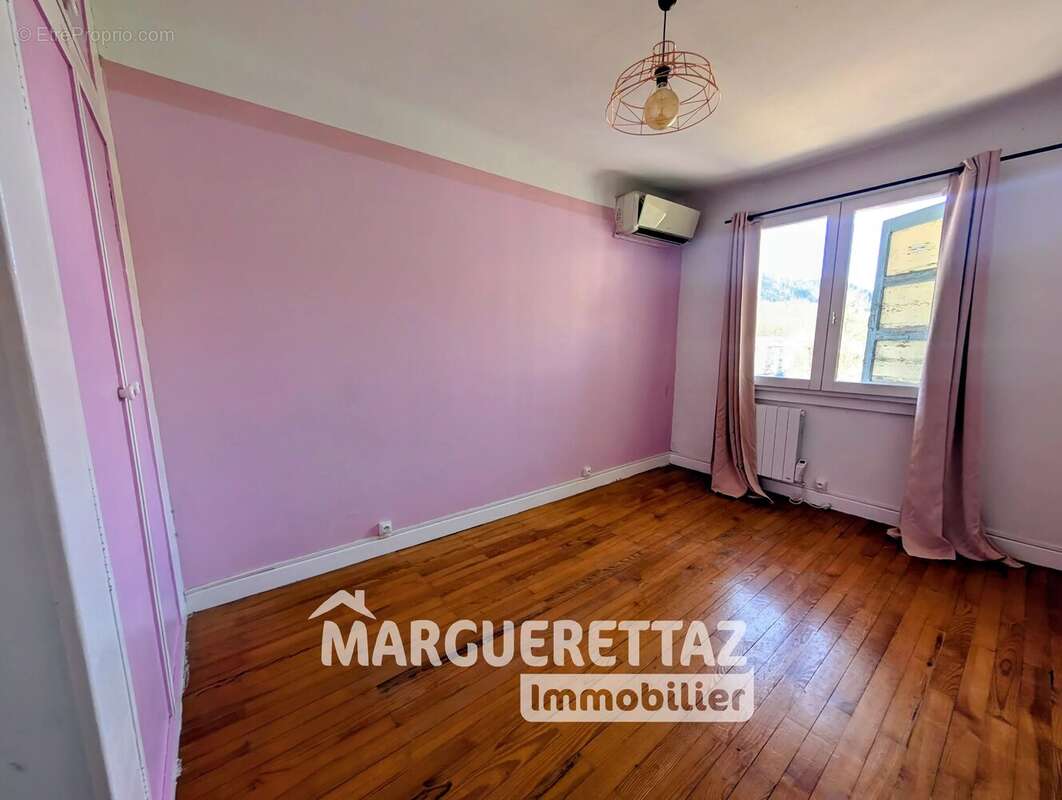 Appartement à SAINT-JEOIRE