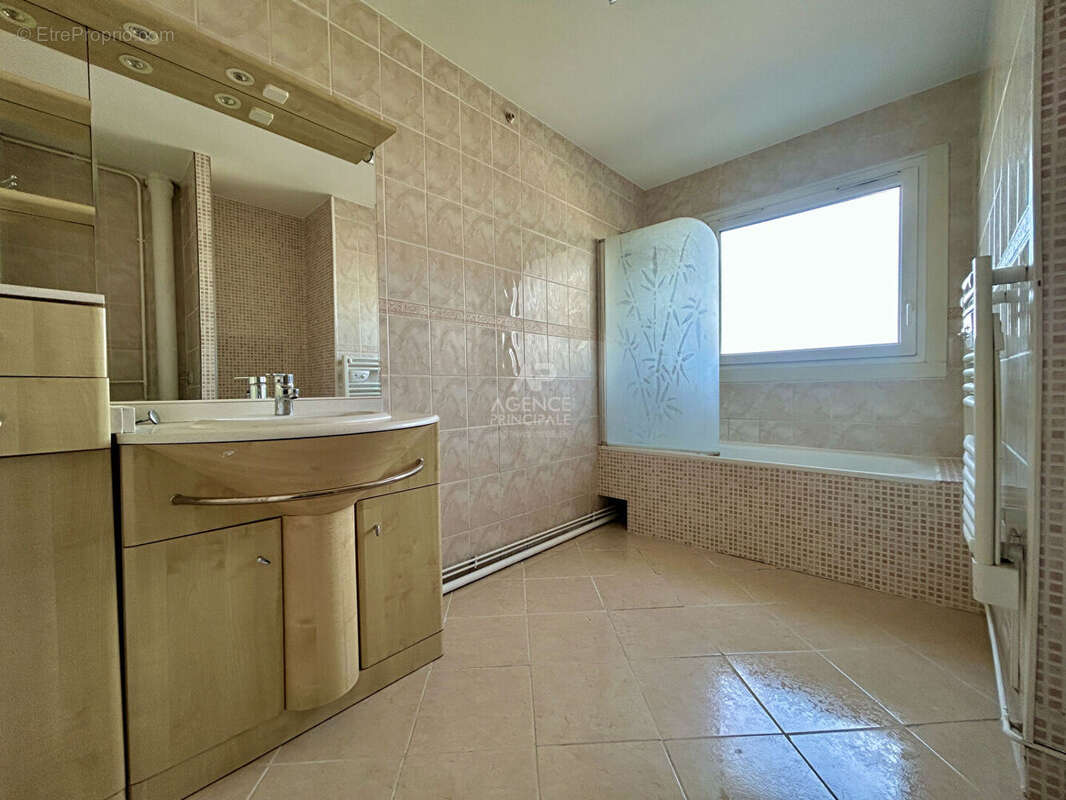 Appartement à POISSY