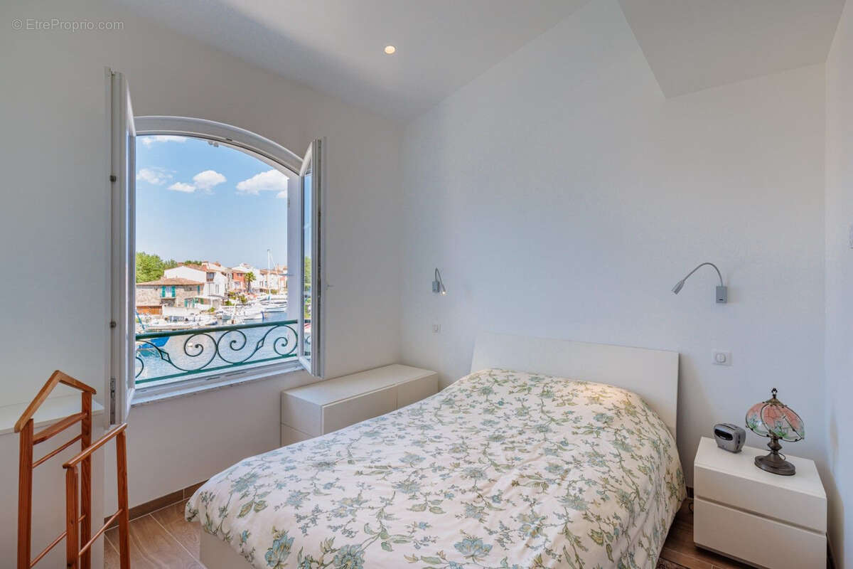 Appartement à GRIMAUD