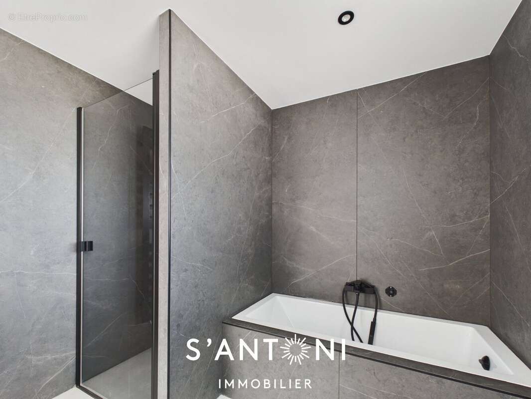 Villa de prestige - Frais de notaire réduits - Secteur privilégié - photo 27