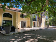 Maison à PERNES-LES-FONTAINES