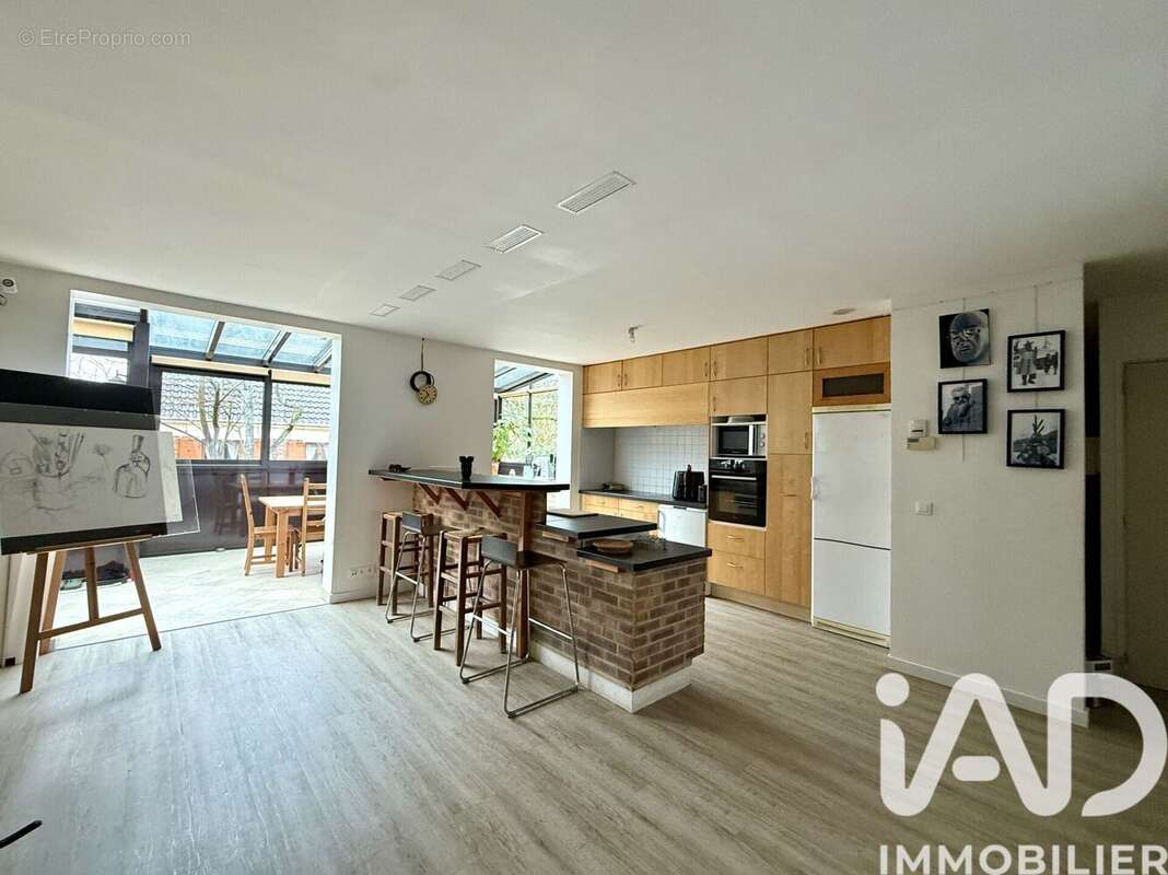 Photo 2 - Maison à SUCY-EN-BRIE