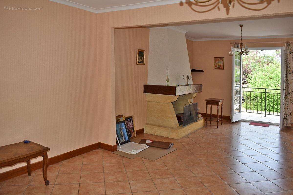 Maison Terrasson La Villedieu 146 m2 7 pièces - photo 8
