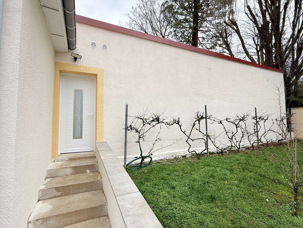 Maison à SCY-CHAZELLES