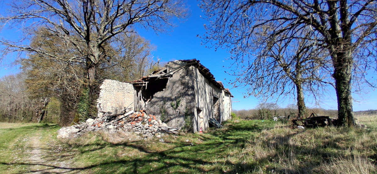 Maison à TOCANE-SAINT-APRE