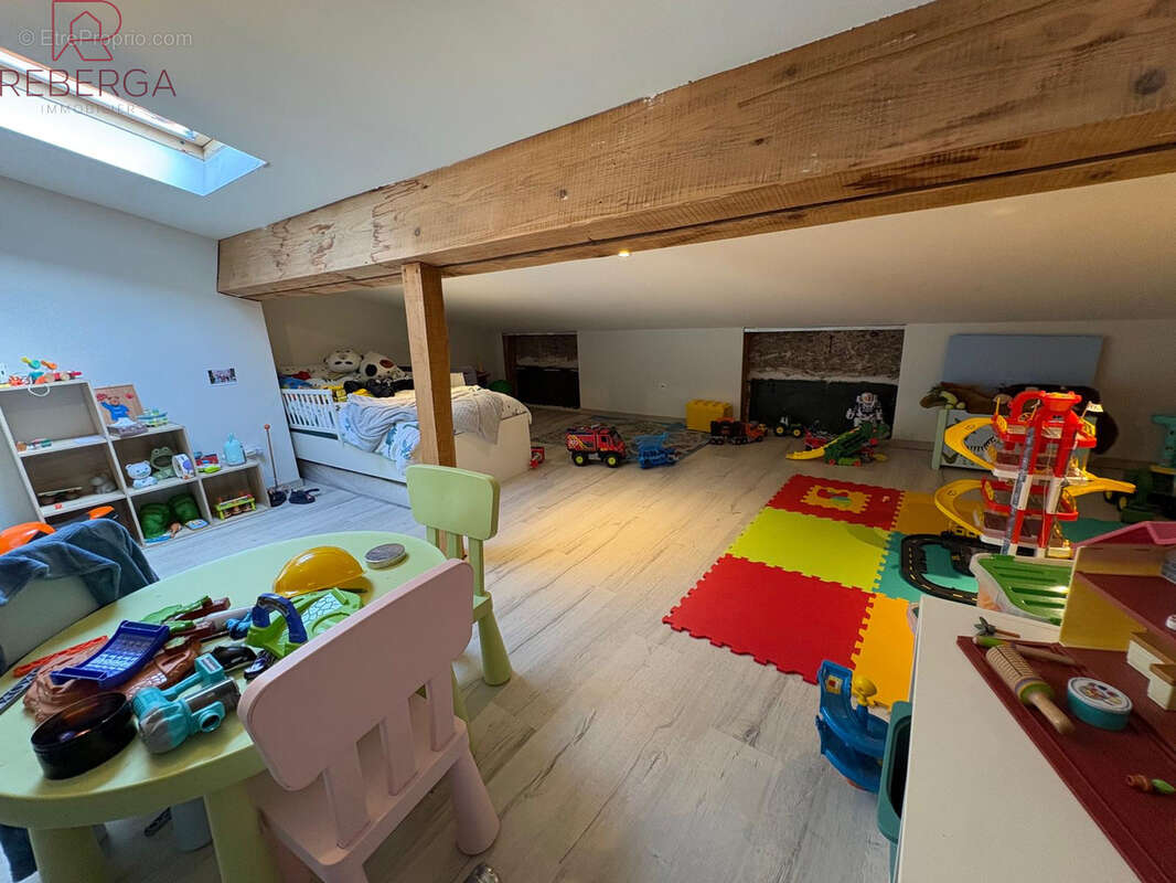 Maison à BOUT-DU-PONT-DE-LARN