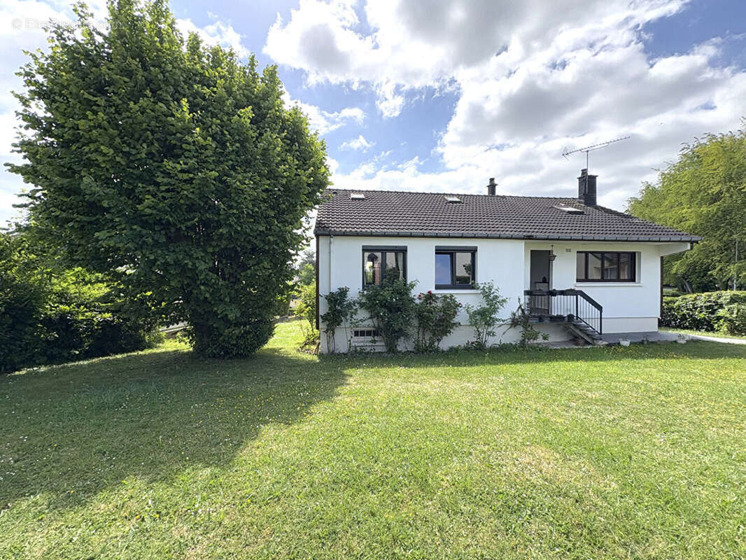 Maison à CHARLEVILLE-MEZIERES