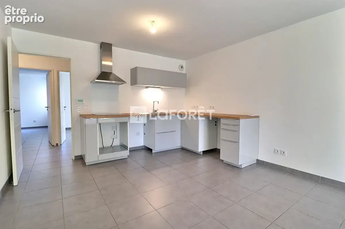 Appartement T3 avec balcon et garage à Toulon, résidence 2017 - photo 4