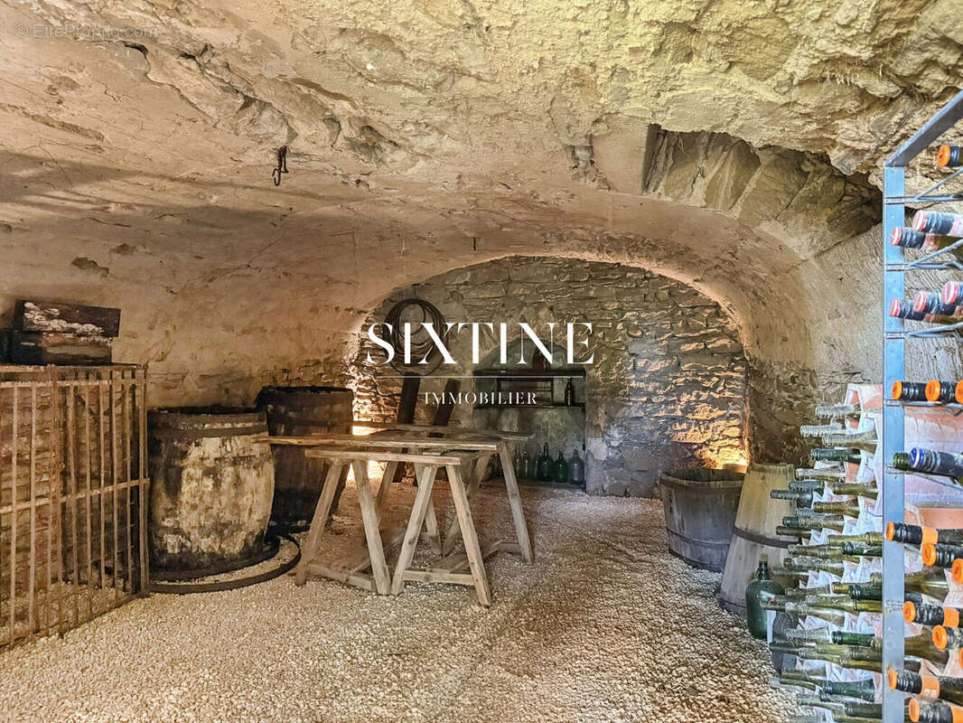 Maison à VILLE-SOUS-ANJOU