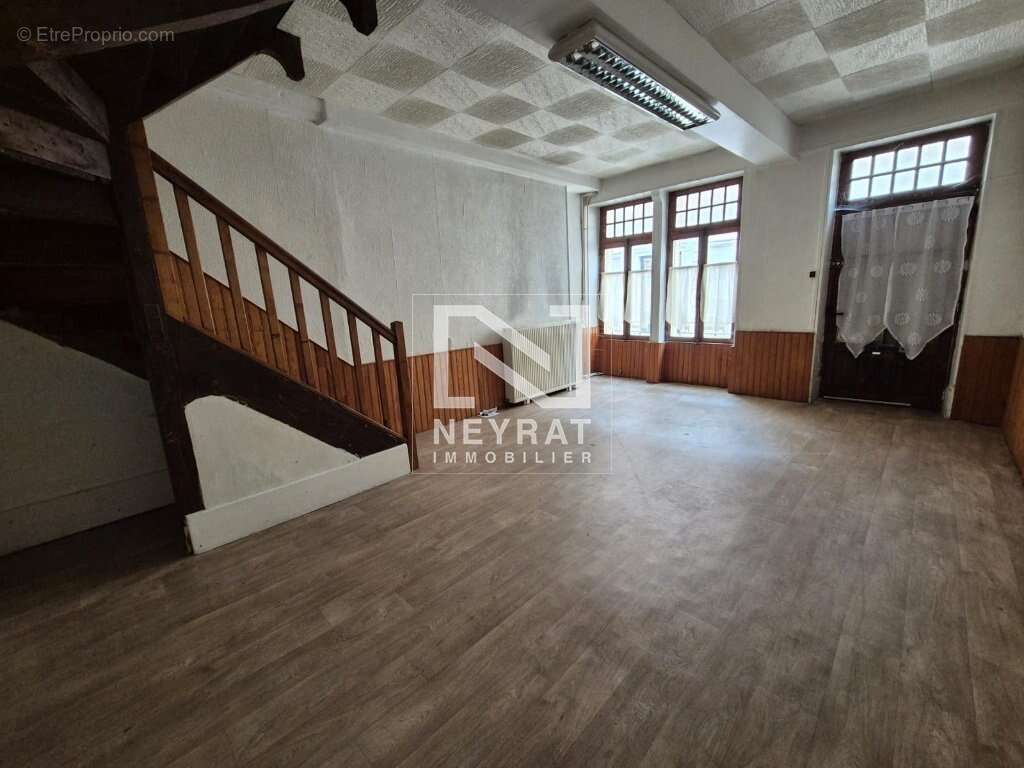 Appartement à NOLAY