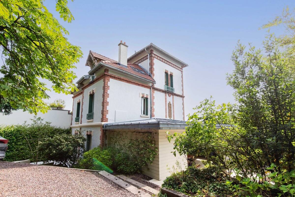 Maison à SAINT-CLOUD