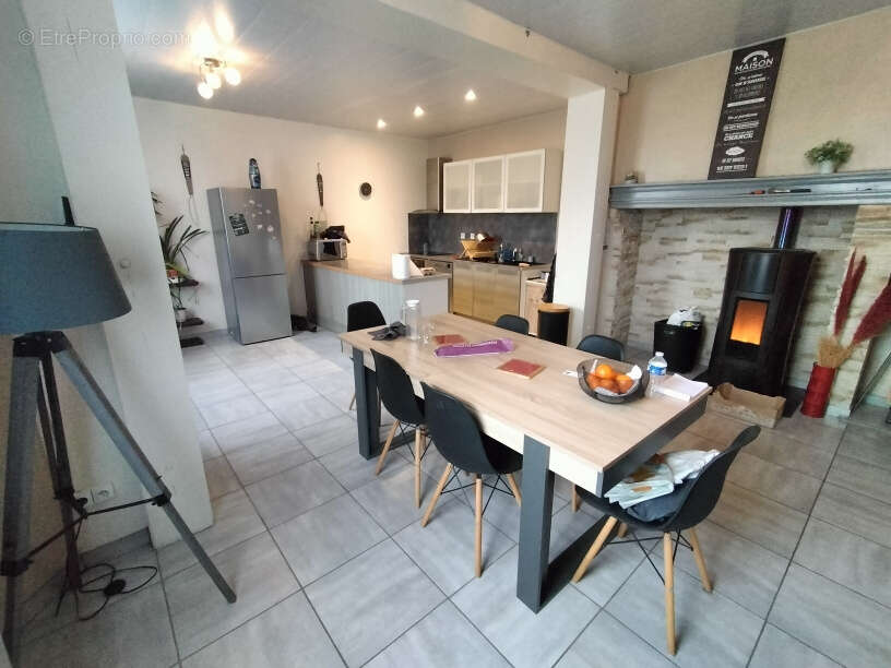 Maison à CASTETPUGON