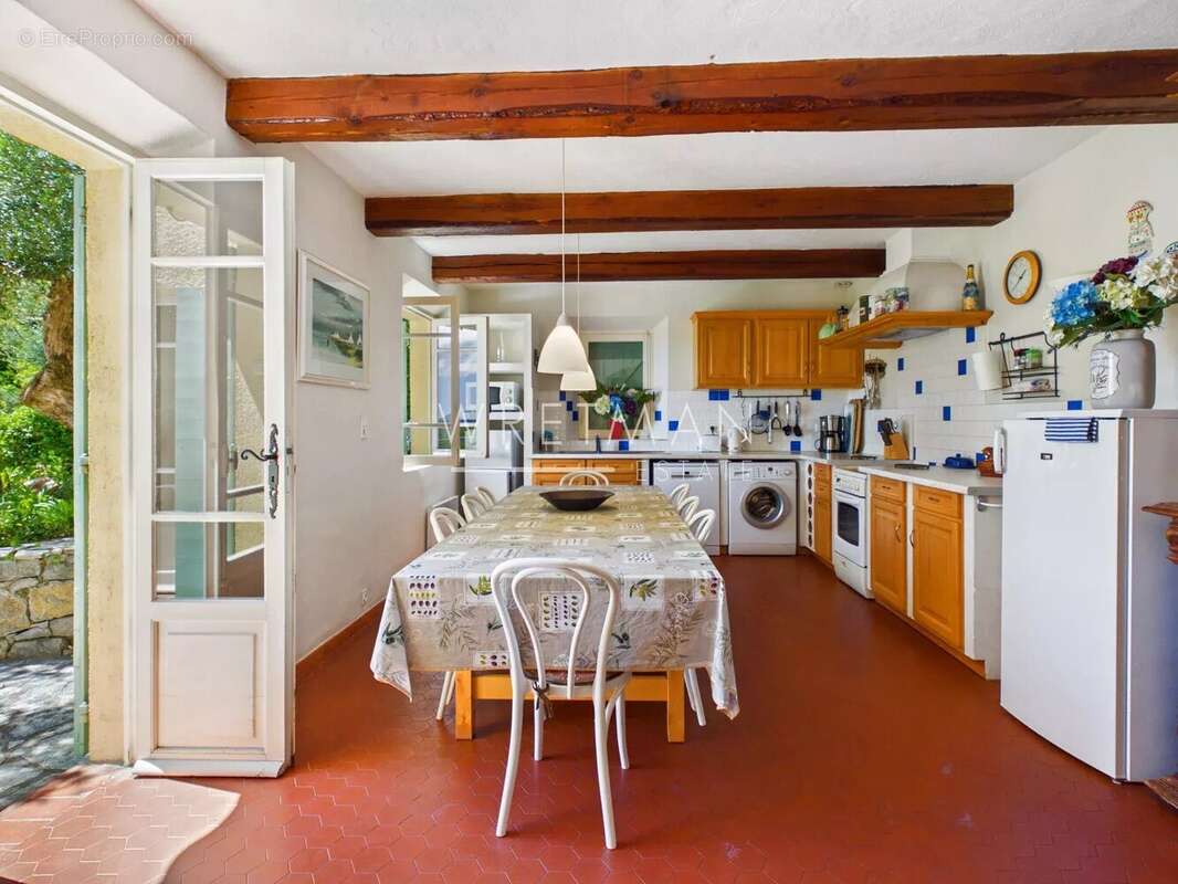 Maison à MONTAUROUX