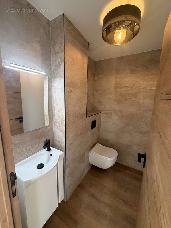 Appartement à VENCE