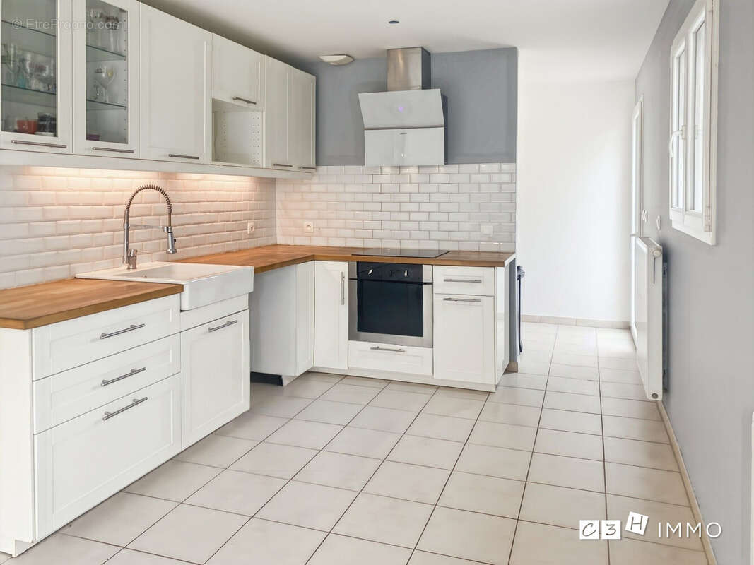 Maison à SAINT-HILAIRE