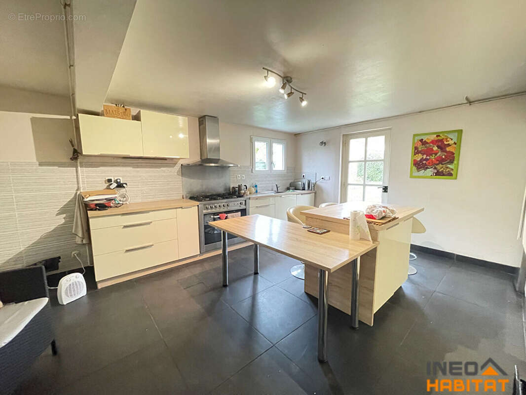 Maison à LA MEZIERE