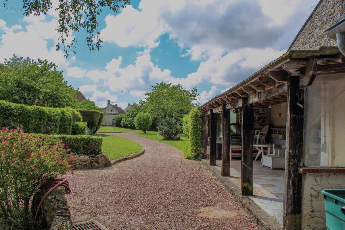 Maison à CHEVRAINVILLIERS