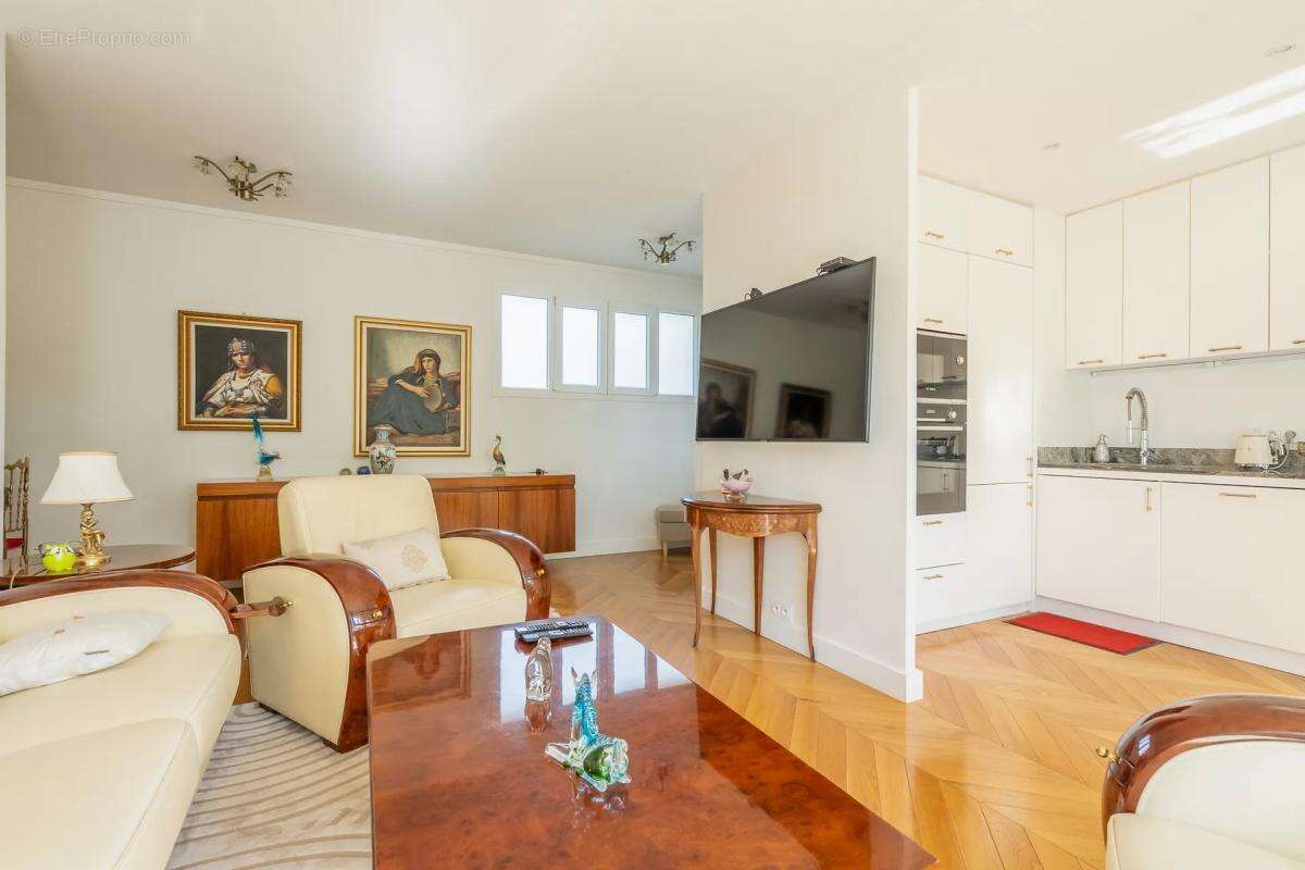 Appartement à NOGENT-SUR-MARNE