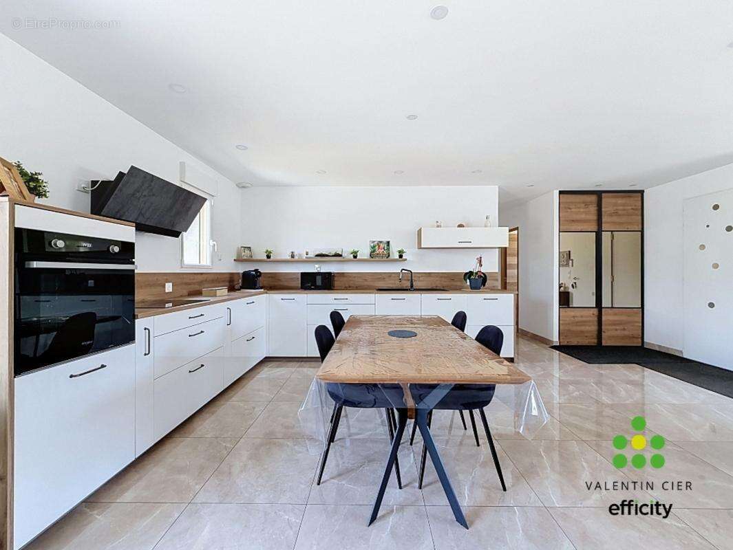 Maison récente - photo 9