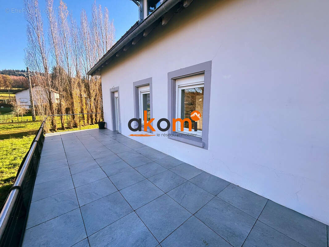 Maison à LA GRANDE-FOSSE