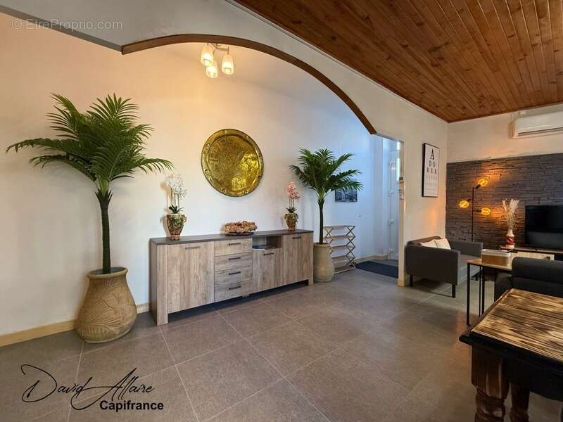 Appartement à LARAGNE-MONTEGLIN