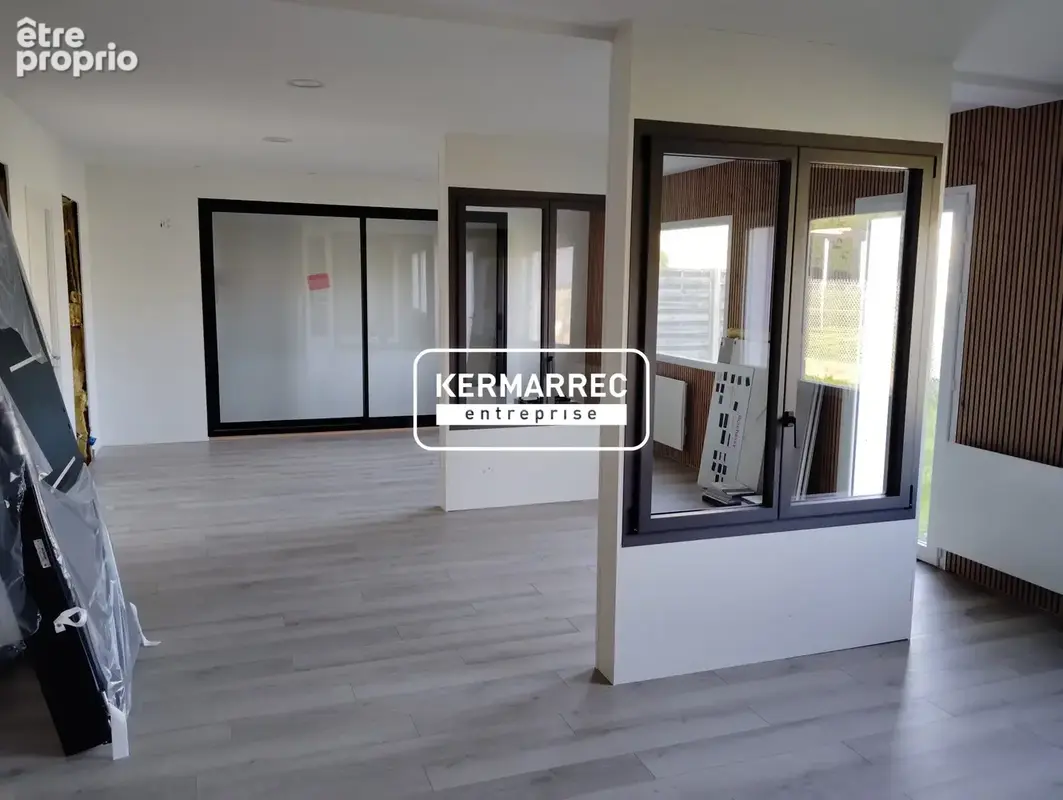 Commerce 450 m² à vendre à Bourgbarre (35230) - photo 2