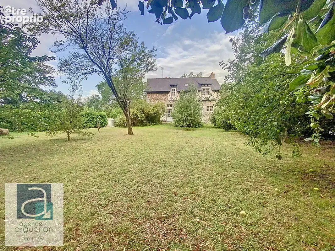 RARE! Faire vite - Entre Rennes et St Brieuc - 5 mns centre ville avec tout ce qu'il faut et accès gare et N12 Un ensemble rare  - photo 2