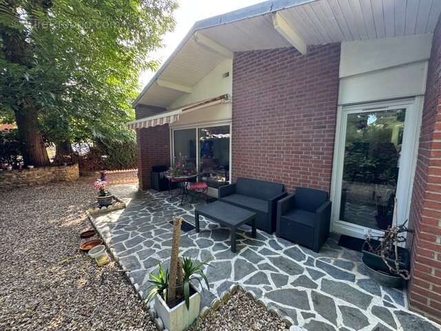 Maison à VERNEUIL-SUR-SEINE